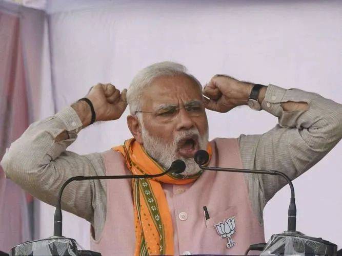 特朗普同意，对中印加税500%！美议员大放厥词，这事跟普京有关？