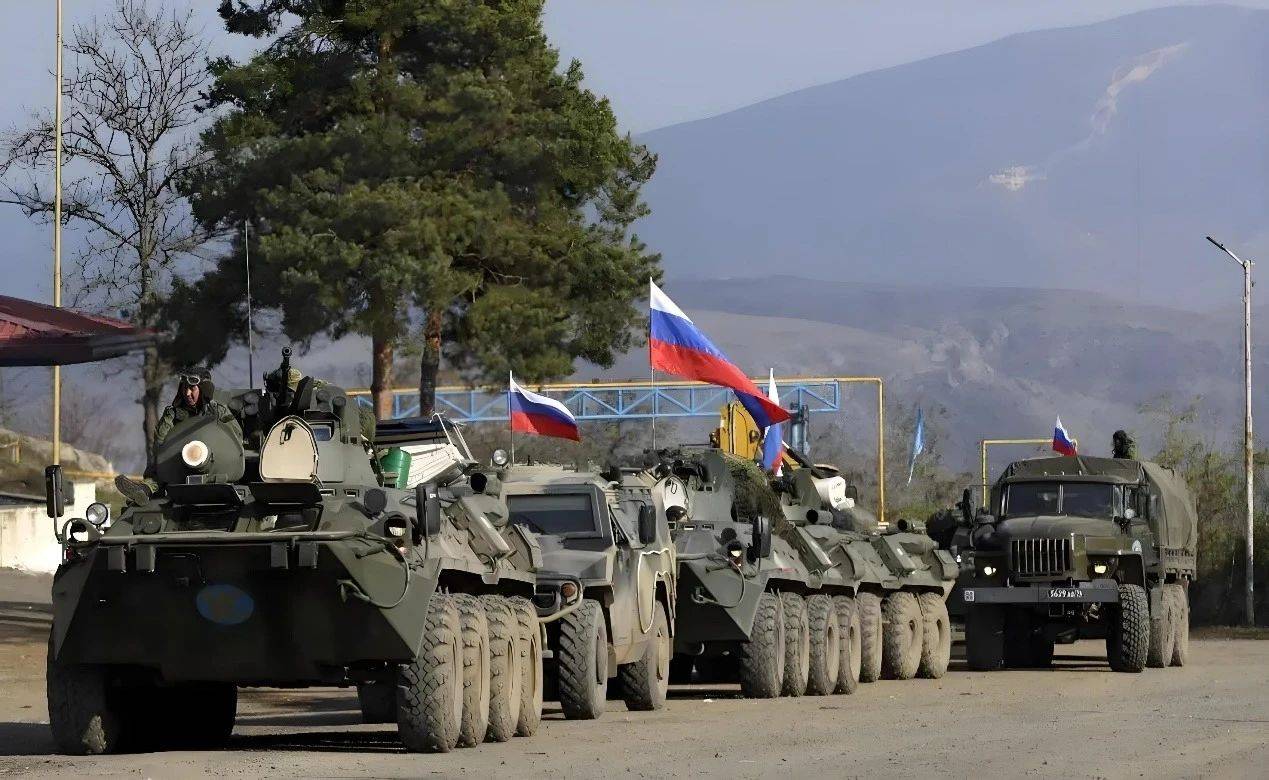 普京高兴得太早了！俄军指挥部被一锅端，最大一条鱼是海军副司令