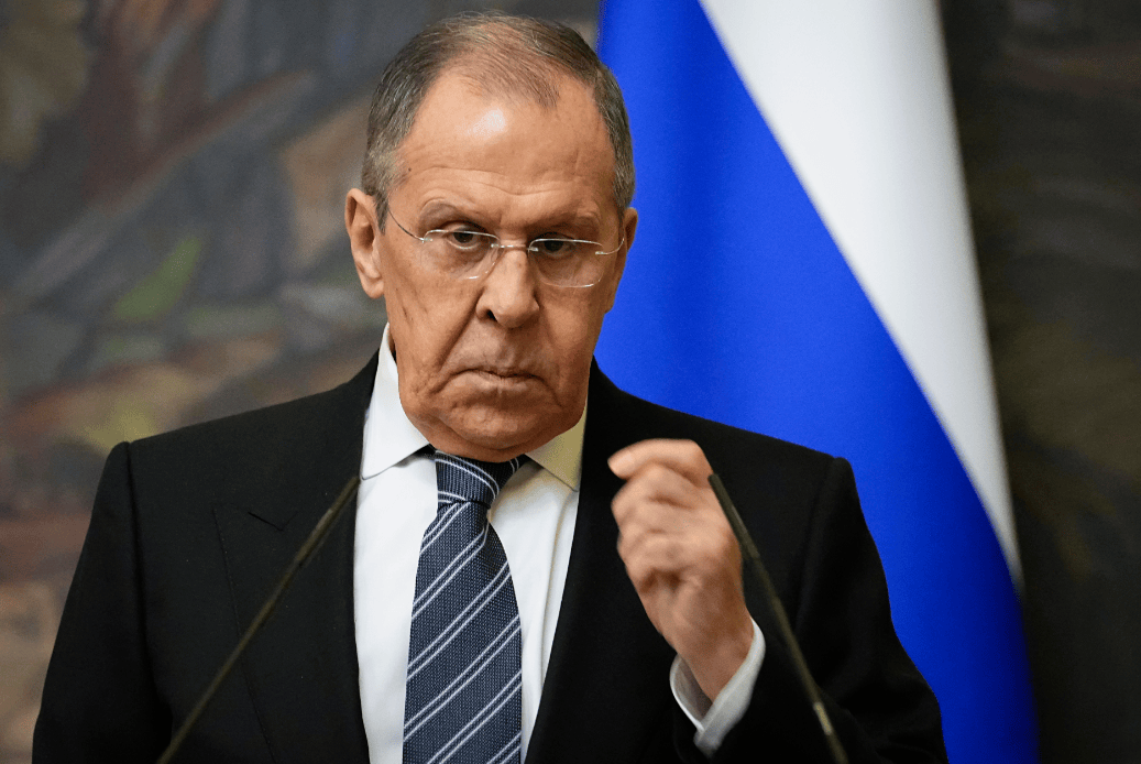 事情越闹越大，会晤中美外长后，拉夫罗夫专机直飞朝鲜，美核潜艇突抵冰岛