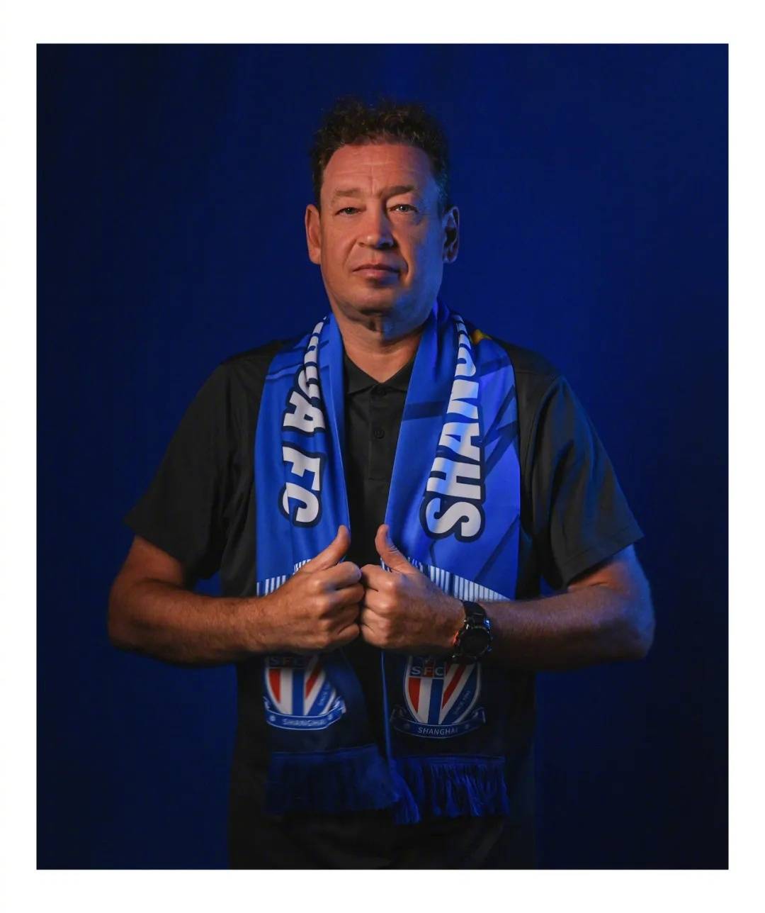 官方：申花与主教练斯卢茨基续约 新合同至2027年底