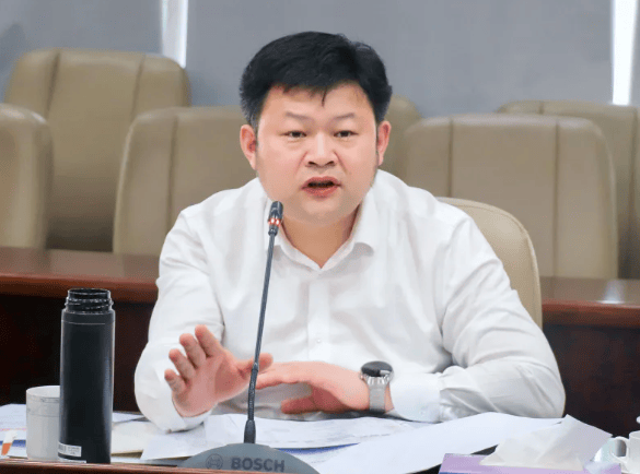 中组部决定：周锋履新