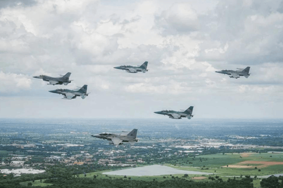 “公布录音”的洪森，终于捅出大篓子，情况危险了，他信心意已决