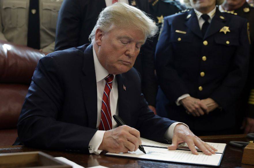 两位欧盟领导人顶着热浪来北京，两手空空走了，中方为何不讨好？