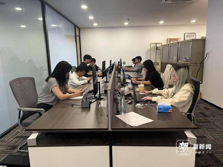 每天30元，付费过上“朝九晚五”的职场生活，杭州有家“假装上班无限公司”