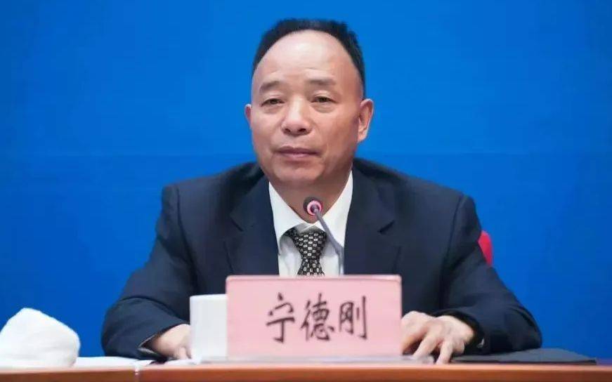 市委原书记、市政协原主席、原董事长，云南3天通报3人落马