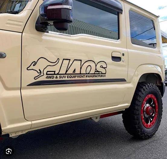 澳大利亚人抗议在车上贴中国八一军徽！吓得还以为是中国来抓他的