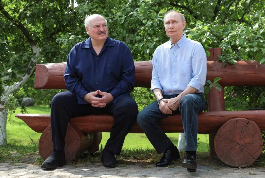 乌克兰局势再度紧张，又一邻国出兵边界，普京已提出丰厚回报