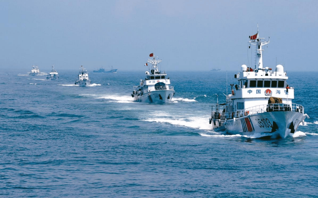 泽连斯基点名中国后，九名乌克兰议员窜台，挑战中国台海议题红线，国防部定调统一