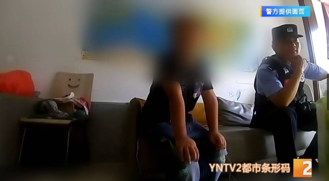 留了手机却没告诉解锁密码,男孩独自在家被吓坏,只好……