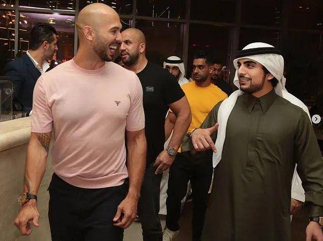 迪拜公主休夫后再订婚，交往卡戴珊前任晒出价值千万钻戒