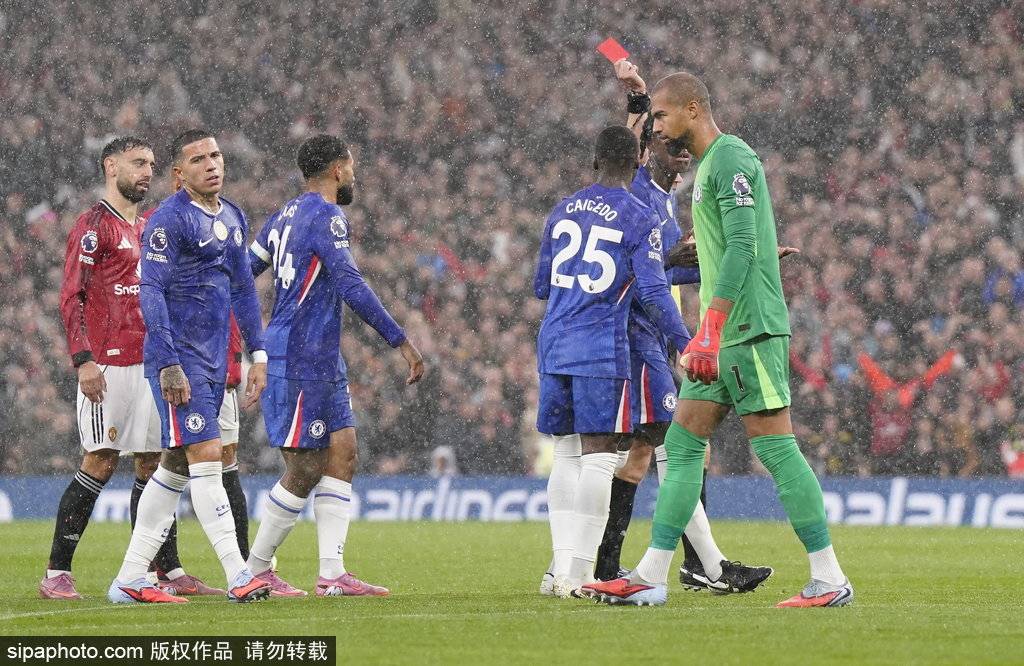 比赛日:瓜帅5后卫摆大巴遭绝平 切尔西“秒投”创历史