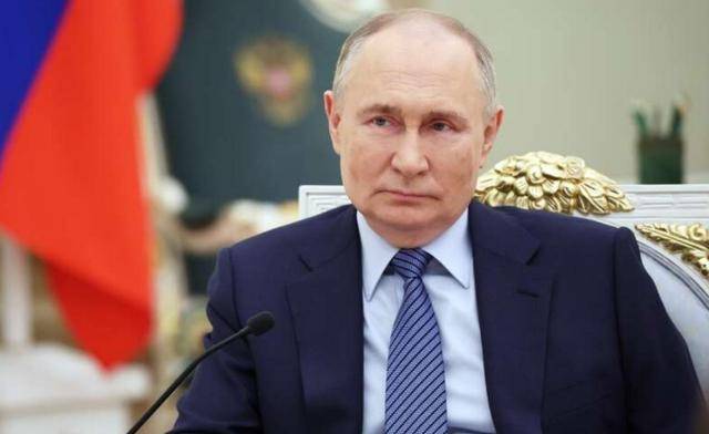 战斧将到手，泽连斯基信心大增！普京有求于中朝伊，要打响保卫战？