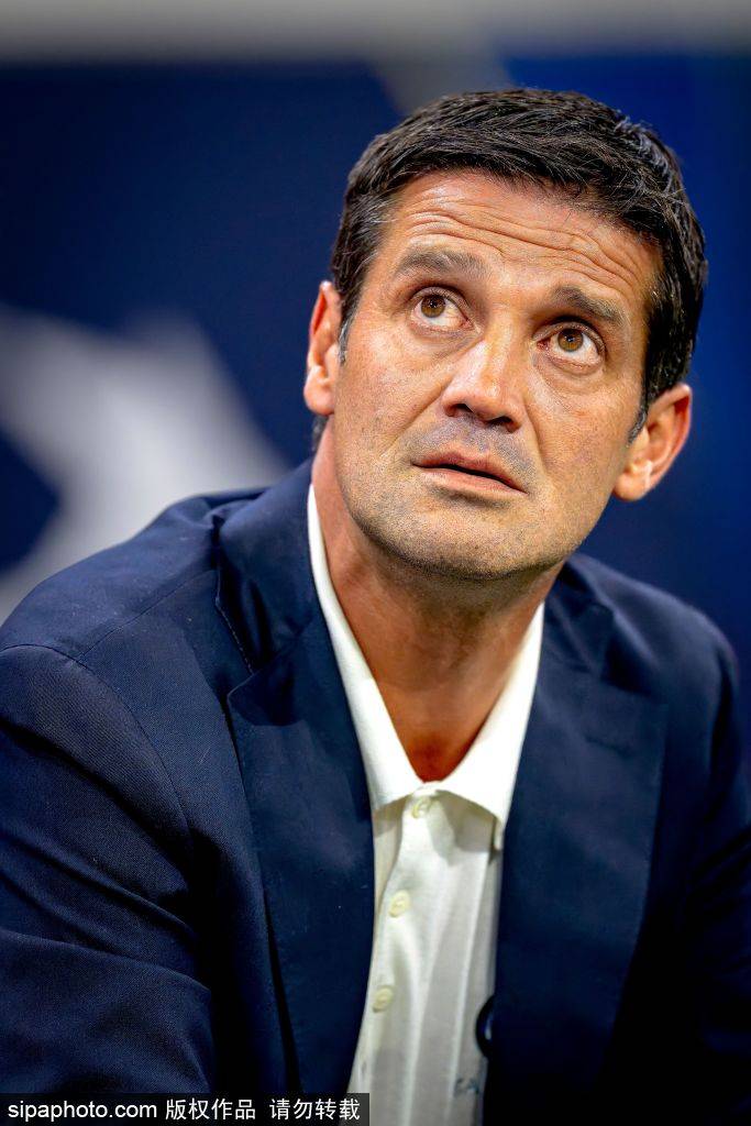 霍伊伦迷失！射门0次、触球仅16次，如何解读这场低迷表现？