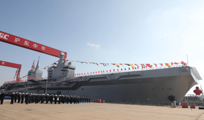 下水9个月就海试！076拆掉工棚，美国最不想看到的一幕：歼35从076上弹射起飞