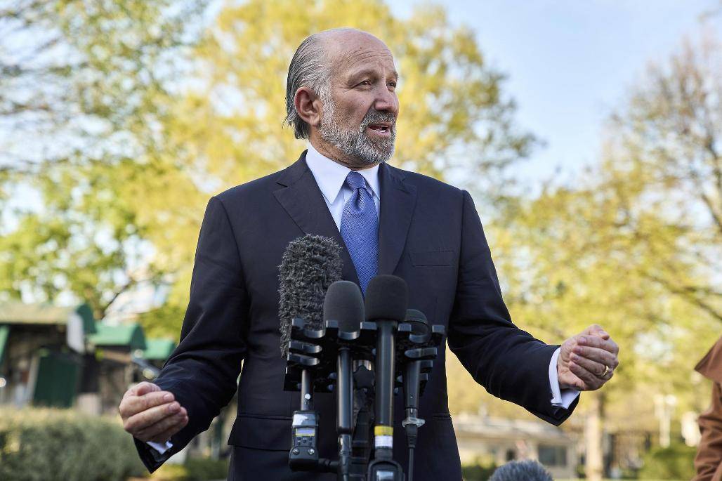 美国拉黑15家中企，中方趁热打铁，48小时内，祭出一道稀土王牌！