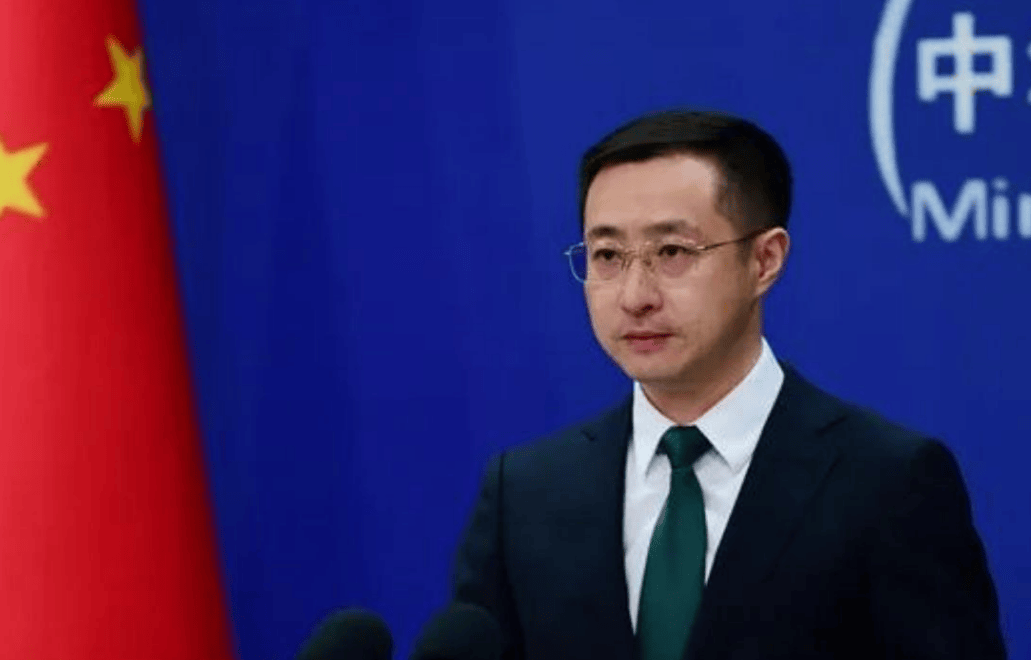 荷兰明抢中企资产？外交部反复强调一句话，两个警告荷兰不可不听