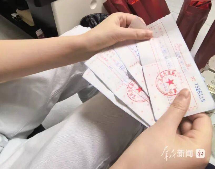 陕西一女子买10瓶五粮液，8瓶被官方鉴定为假，商家称是“职业打假人”拒绝赔偿