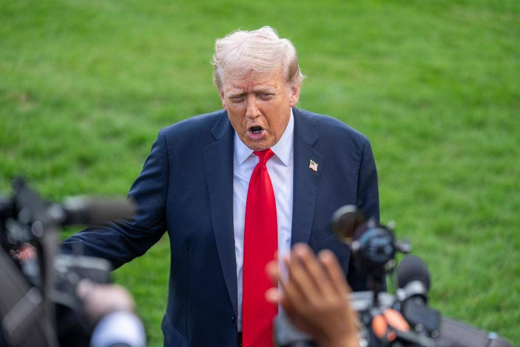 美国拦截一艘中国驶往伊朗的油轮，中方回应，伊朗已通知各国，将在海峡祭出大招