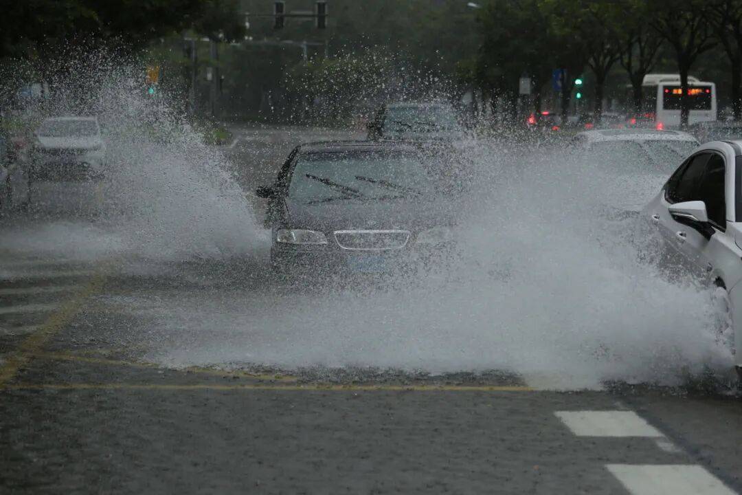 冷空气即将到货！广东要下大雨了，空调有望休息一会儿