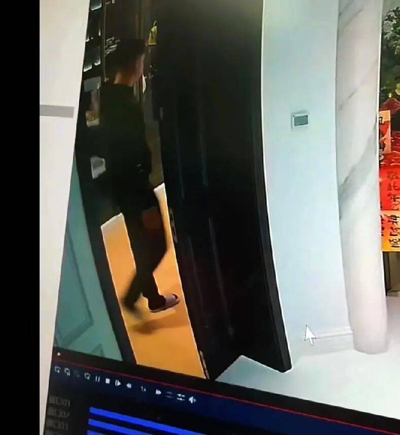 “入职不到4个月，在我家偷了300多万元黄金和爱马仕！”千万粉丝博主家中被盗，监控拍下司机作案过程